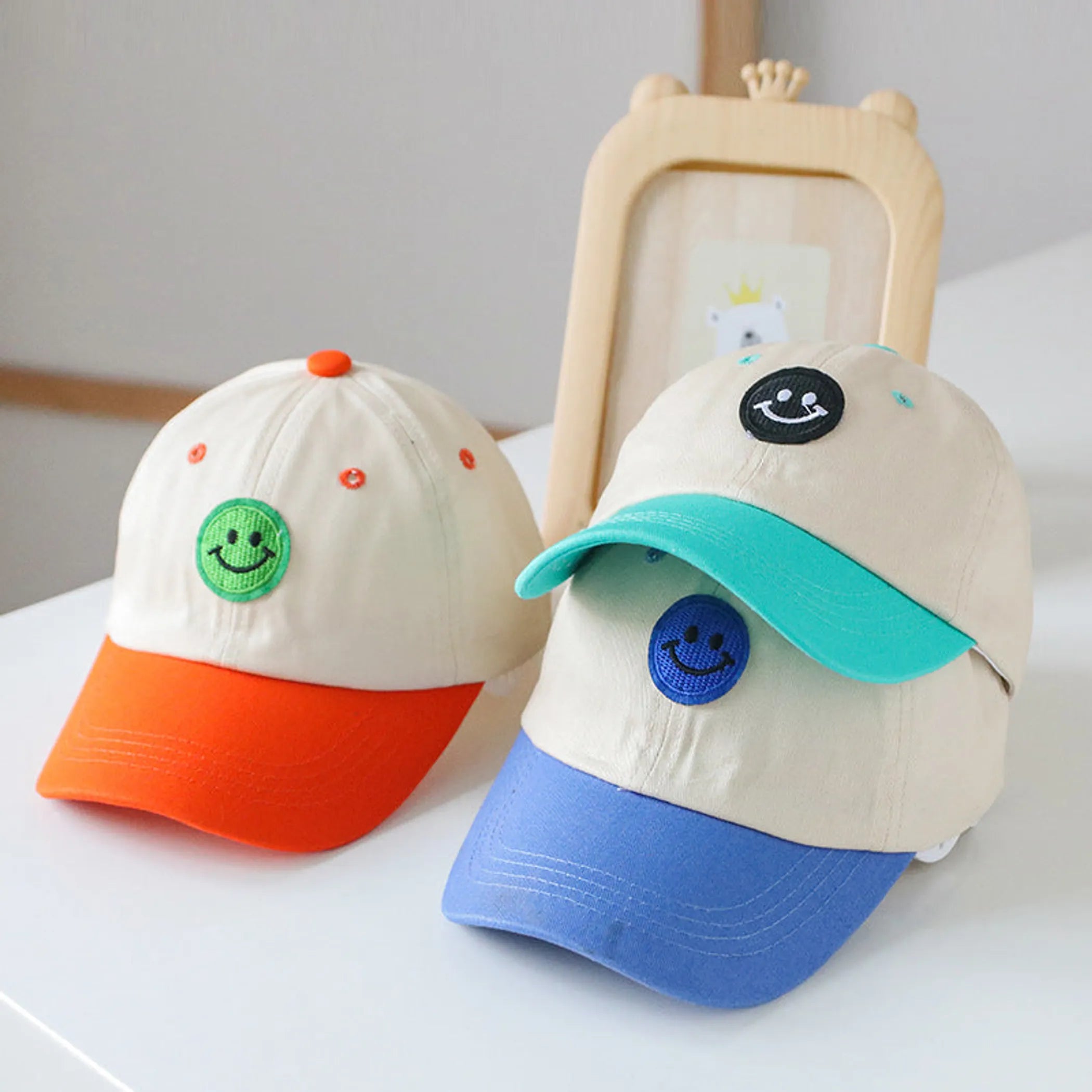 Baby Smiley Embroide Pattern Color Matching Design Sunshade Peaked Hats