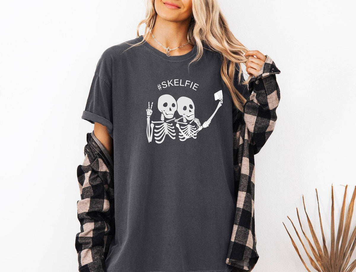 Halloween Shirt Selfie Skeletons Skelfie Tshirt Stay Spooky Tee Spooky Season Fall Shirt Oversized (size up) Tshirt Comfort Colors