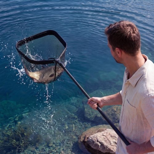 Fishing Net, Foldable Landing Nets with Telescopic Handle, Portable Lightweight Carbon Fiber Long Fish Gear, Nylon Covered PVC, Durable and Fish-friendly, for Kayak Boat Bank Pond, Gifts for Men