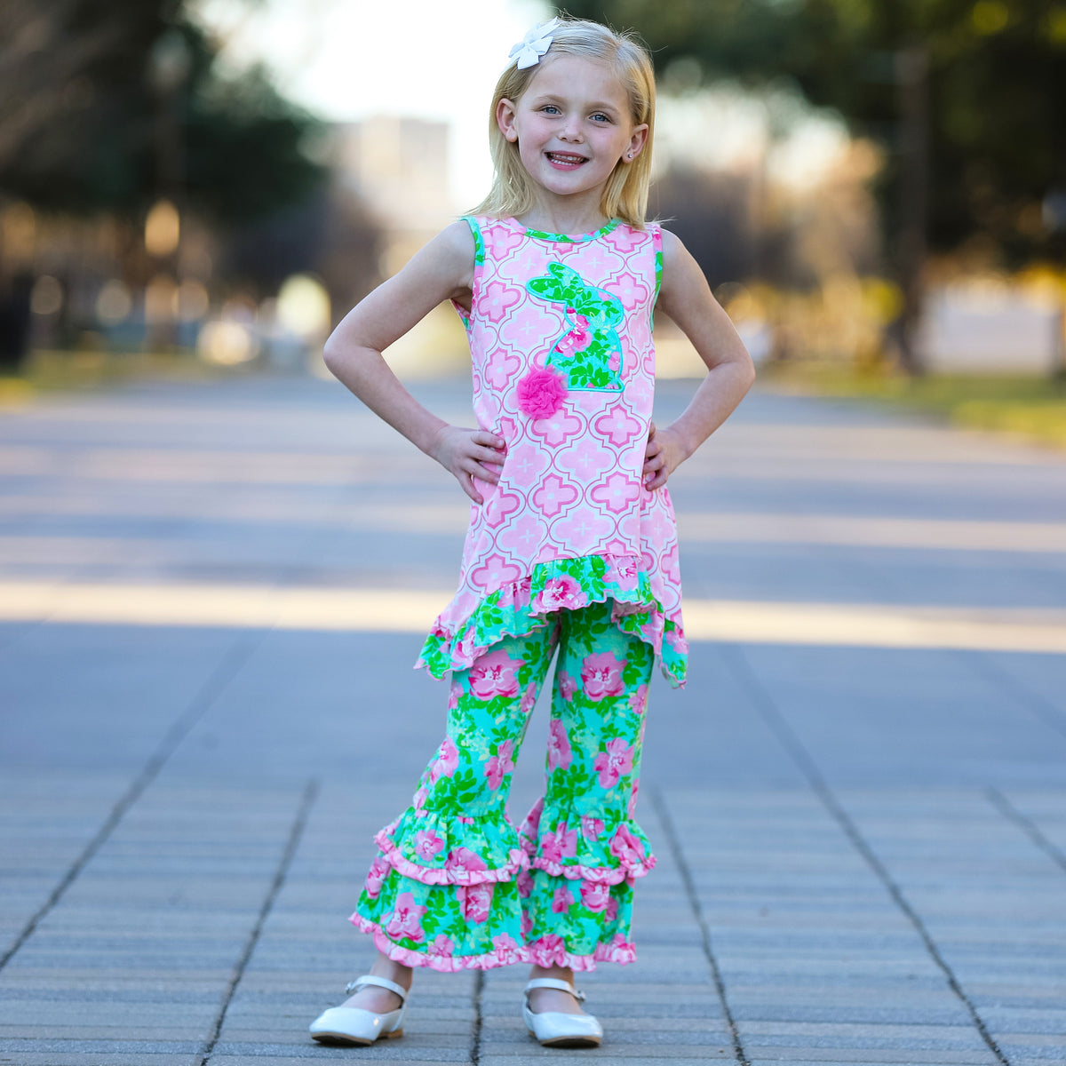 AnnLoren Girls Easter Bunny Outfit Tunic Spring Floral Ruffle Capri Pants-2