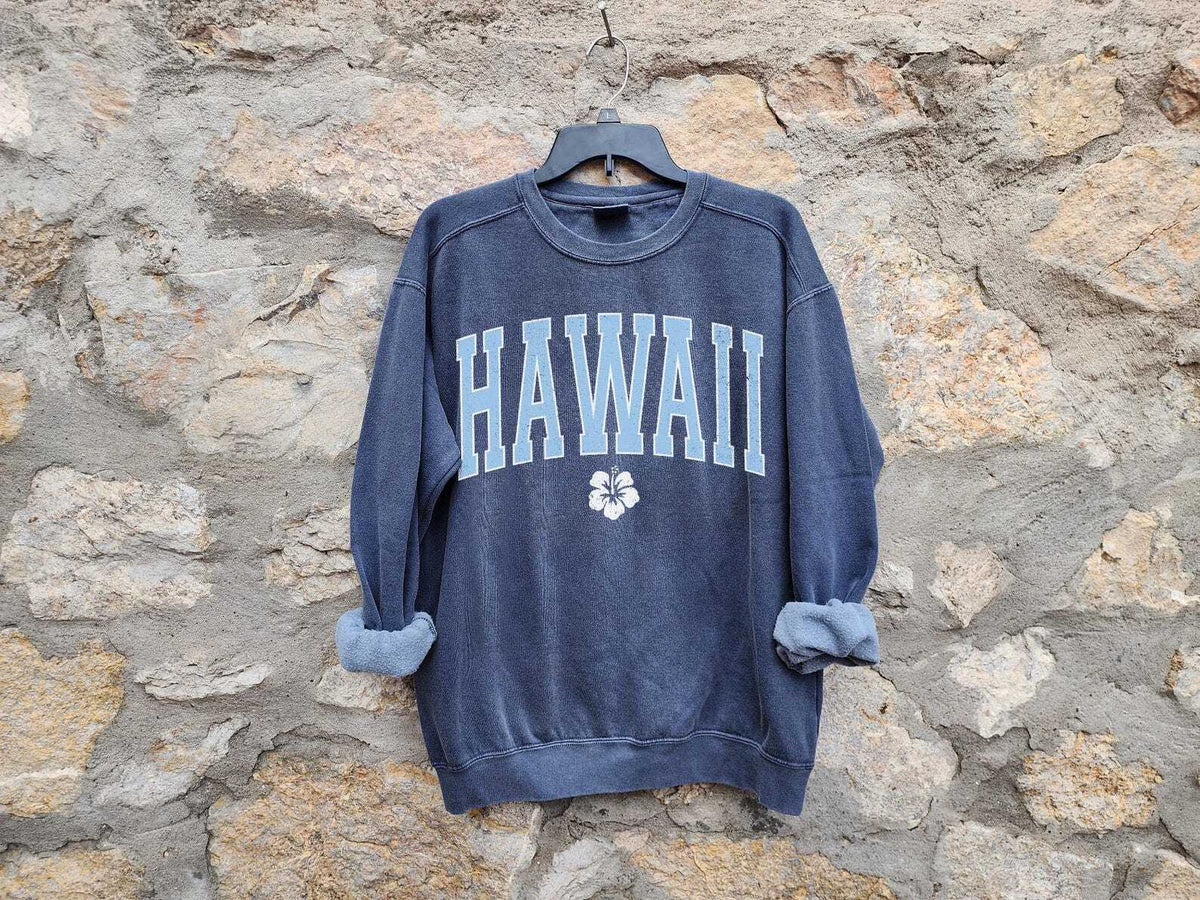 Hawaii Aloha Hibiscus Sweatshirt Crewneck Hawaii Sweatshirt Comfort Colors Oversized Pigment Dyed Unisex Sweatshirt