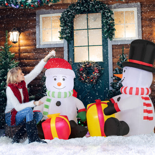 5 Feet 2 Cute Blow-up Snowman Christmas Inflatables with Gift Boxes - Color: Multicolor - Size: 5 ft